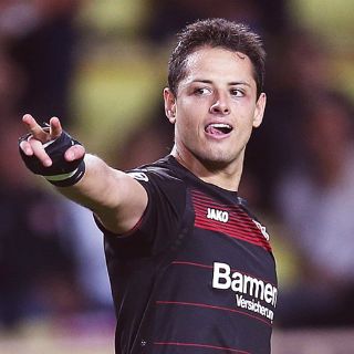 Técnico de Bayer defiende al 'Chicharito'