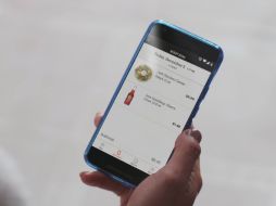 Amazon Go detectará los productos que tomes de los estantes y guardará el código en un carro de compras virtuales. ESPECIAL / www.amazon.com