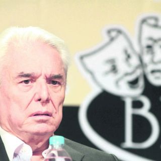 Enrique Guzmán visita a sus fieles tapatíos