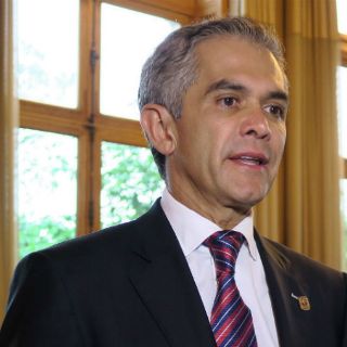 Proyecto de Constitución no busca cobrar nuevo impuesto: Mancera