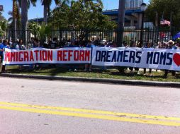 Con la DACA, los jóvenes se protegen de la deportación y pueden conseguir empleos formales, además de otros beneficios. NTX / ARCHIVO