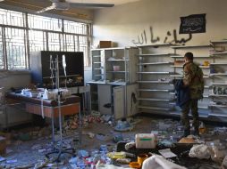 Los constantes bombardeos destruyen hospitales, así como medicamentos y otros insumos, lo que dificulta el trabajo. AFP / G. Ourfalian