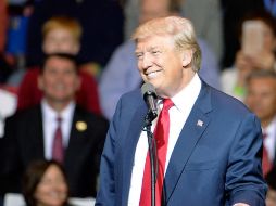 Trump califica como un honor haber sido elegido como persona del año por la revista y rechaza ser causante de la división del país. AFP / S. Davis