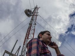 La desaceleración en los servicios de telefonía fija y televisión de paga no impactarán al sector, destacan. EL INFORMADOR / ARCHIVO