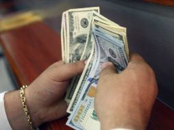 El dólar libre finalizó la jornada en un precio máximo de 20.70 pesos. EL INFORMADOR / ARCHIVO