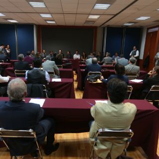 Dos aspirantes a auditor solicitan revisión de resultados