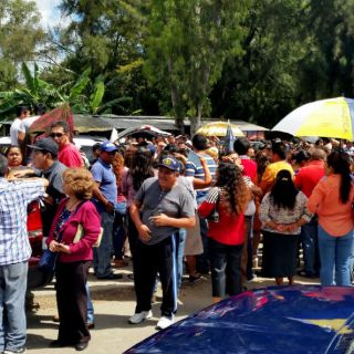 Busca CNTE firmas para su iniciativa de reforma educativa