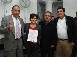 Luego de recibir la constancia, Judit Guerrero declaró que en el proyecto que encabeza todos tiene cabida. FACEBOOK / JuditGuerreroL