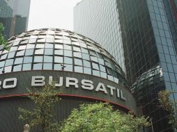 En la sesión se intercambiaron títulos de 448 empresas emisoras, de las cuales 276 ganaron, 138 perdieron. NTX / ARCHIVO