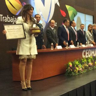 Reconocen a académicos y activistas por su lucha en Derechos Humanos