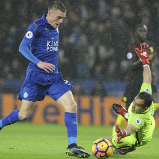 Leicester borra al Manchester City de Guardiola