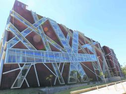 Disfruta de adivinanzas, cantos y juegos, todo de la voz de uno de los cuenta cuentos que se hacen presentes. EL INFORMADOR / ARCHIVO