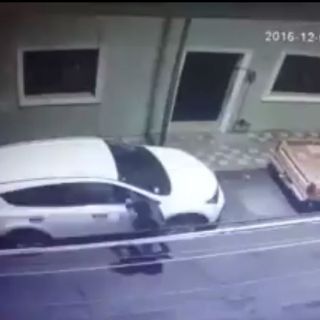 Registran veloz robo de autopartes en La Sagrada Familia