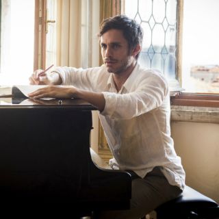 Gael García va por el Globo de Oro a Mejor Actor de Comedia