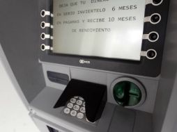 Aunque las explosiones causaron daños materiales en el acceso y las puertas de cristal, el cajero no se vio afectado. EL INFORMADOR / ARCHIVO