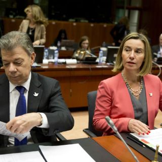 La UE crea fondo para financiar acuerdo de paz de Colombia