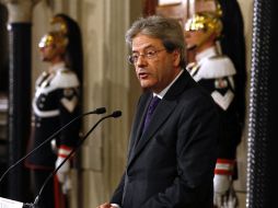 El presidente Sergio Matterella pidió al entonces canciller Gentiloni que formara un nuevo gobierno tras la renuncia de Renzi. AP / D. Stinellis