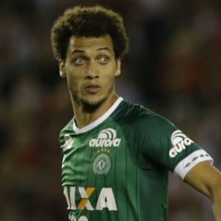 Jugador de Chapecoense muestra 'fortaleza' al saber del incidente