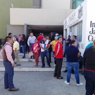 Presidente del Poder Judicial llama a reconsiderar paro