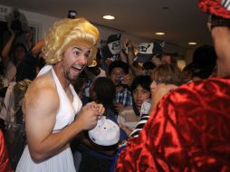 Blake DeWitt, de los Dodgers, durante su 'novatada' en el 2008. AP / ARCHIVO