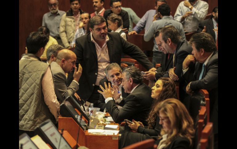 No hubo consenso entre las fracciones parlamentarias para elegir a uno de los aspirantes. EL INFORMADOR / F. Atilano