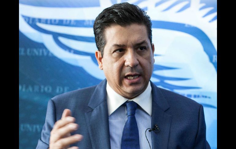 El mandatario indicó que el impuesto que pagan empresarios y comerciantes va a un fideicomiso para liquidar la deuda. SUN / ARCHIVO