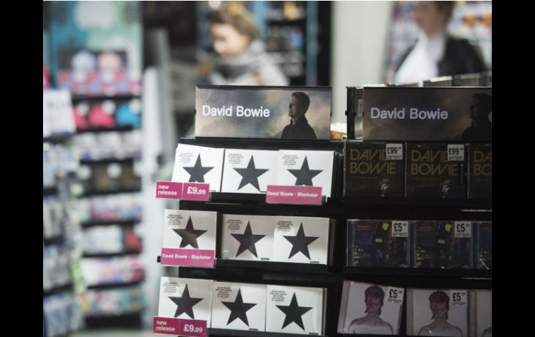 Los puristas de la música se inquietan al saber que habrá menos álbumes cohesivos como el último trabajo de Bowie, 'Blackstar'. EFE / ARCHIVO