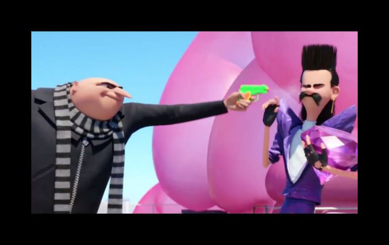 El ex Moderato doblará al súper villano con 'sentido de la moda anticuado: Baltazhar Bratt'. TWITTER / @Universal_Spain