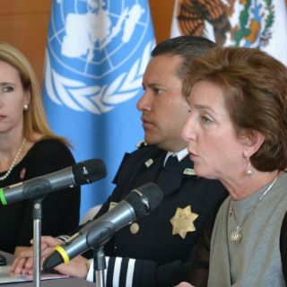 Jacobson condena agresión a Ana Guevara