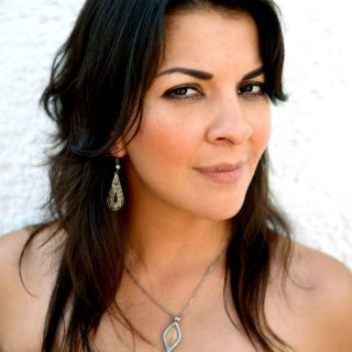 Claudia Berrueto, ganadora del premio de poesía Carlos Pellicer