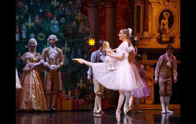 El Ballet Estatal de Rusia Mari El regresará con un espíritu navideño a Guadalajara y brindará la clásica obra 'El Cascanueces'. ESPECIAL / CORTESÍA