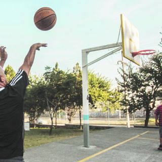La contaminación, un vecino más en Miravalle