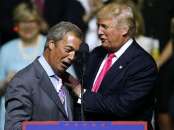 El republicano se reunió el mes pasado con Farage en Trump Tower y tuiteó que éste sería un excelente embajador británico. AFP / ARCHIVO