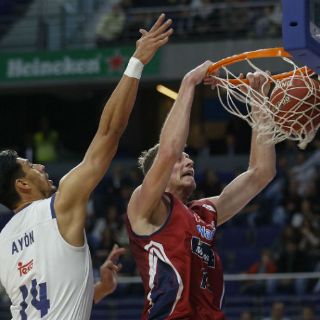 Mexicano Ayón y Real Madrid cierran el año de manera triunfal