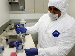 Aún se ignora cómo es que el virus detecta si está en un hombre o una mujer. EFE / ARCHIVO