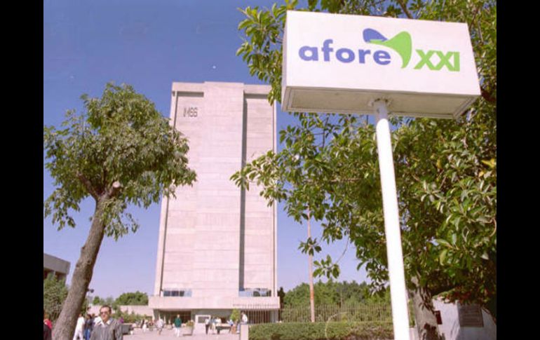 Tras la volatilidad que se vivió en 2016, según la Consar, los recursos de los trabajadores terminarán el año con plusvalías. EL INFORMADOR / ARCHIVO