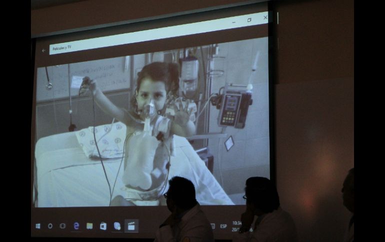 En rueda de prensa, especialistas del Hospital Infantil de México señalaron que el transplante fue todo un éxito. EFE / A. Cruz