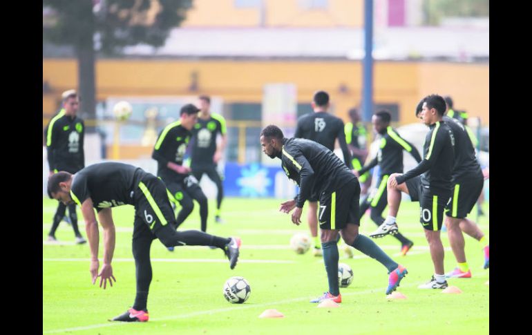 Entrenamiento del América previo a la Final del Apertura 2016. En la imagen aparece William Da Silva. MEXSPORT /