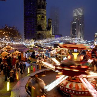 Mercados navideños dan color y ambiente a calles francesas