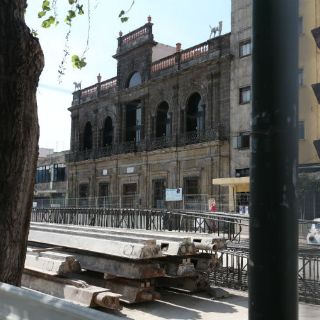 El Siteur acepta daños en fincas por obra de tuneladora de la L3