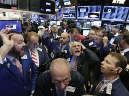 Durante la jornada la atención de los comentaristas se centró en la posibilidad de que el Dow Jones tocara por primera vez los 20 mil. AP / ARCHIVO