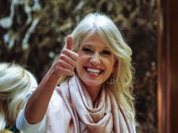 Conway se convirtió en la primera mujer en la historia en dirigir una campaña presidencial ganadora. AFP / ARCHIVO