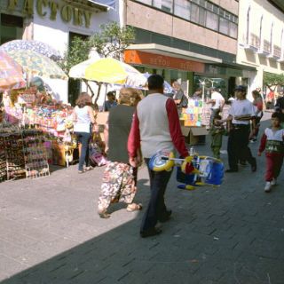 Consideran cierres viales en Calzada Independencia