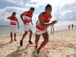 Chivas realiza su pretemporada en Cancún. TWITTER / @Chivas