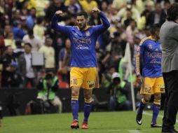 El delantero André-Pierre Gignac festeja su anotación. SUN / C. Mejía