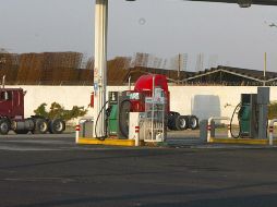 Pemex exhortó a evitar compras extraordinarias de gasolina, ya que el abastecimiento se normalizará. EL INFORMADOR / ARCHIVO