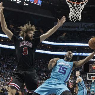 Los Hornets siguen volando alto