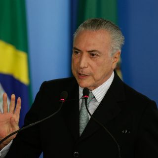 Temer asegura que 'en 2017 derrotaremos la crisis'