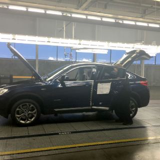 Retira BMW 200 mil automóviles defectuosos en China