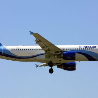 La Profeco atiende a afectados de vuelos cancelados de Interjet